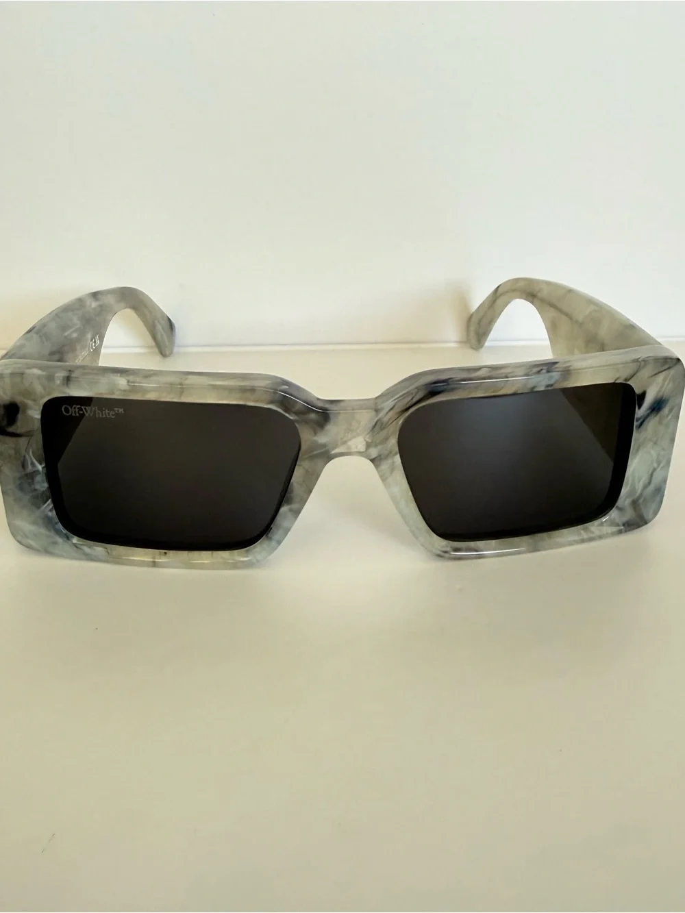 NEW!!! Off-White unisex sunglasses OERI097 0807 Authentic